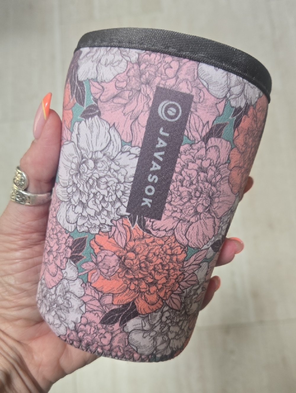 Javasok Floral 22-28 Ounce Soft Reusable Insulated Cold Cup Sleeve - Picture 1 of 5